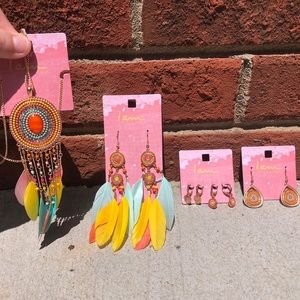 Brand New Boho Glam Gold Tone Jewelry Set